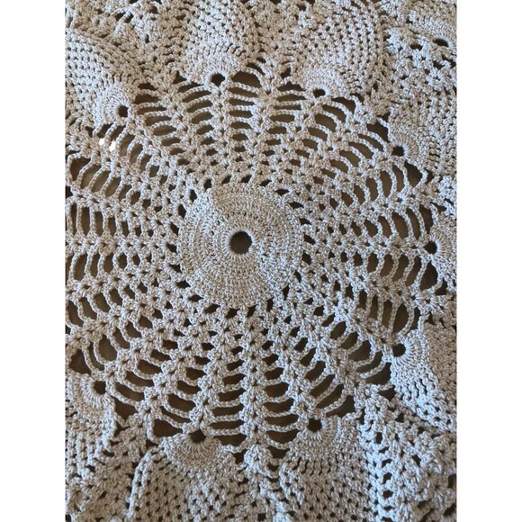 LOT of 3 VTG Handmade Crochet Doilies - Picture 11 of 15
